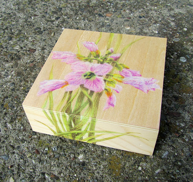 Yelena-Shabrova ~ Overlooked-Beauty ~ colored pencil on wood panel, 4" x 4"
